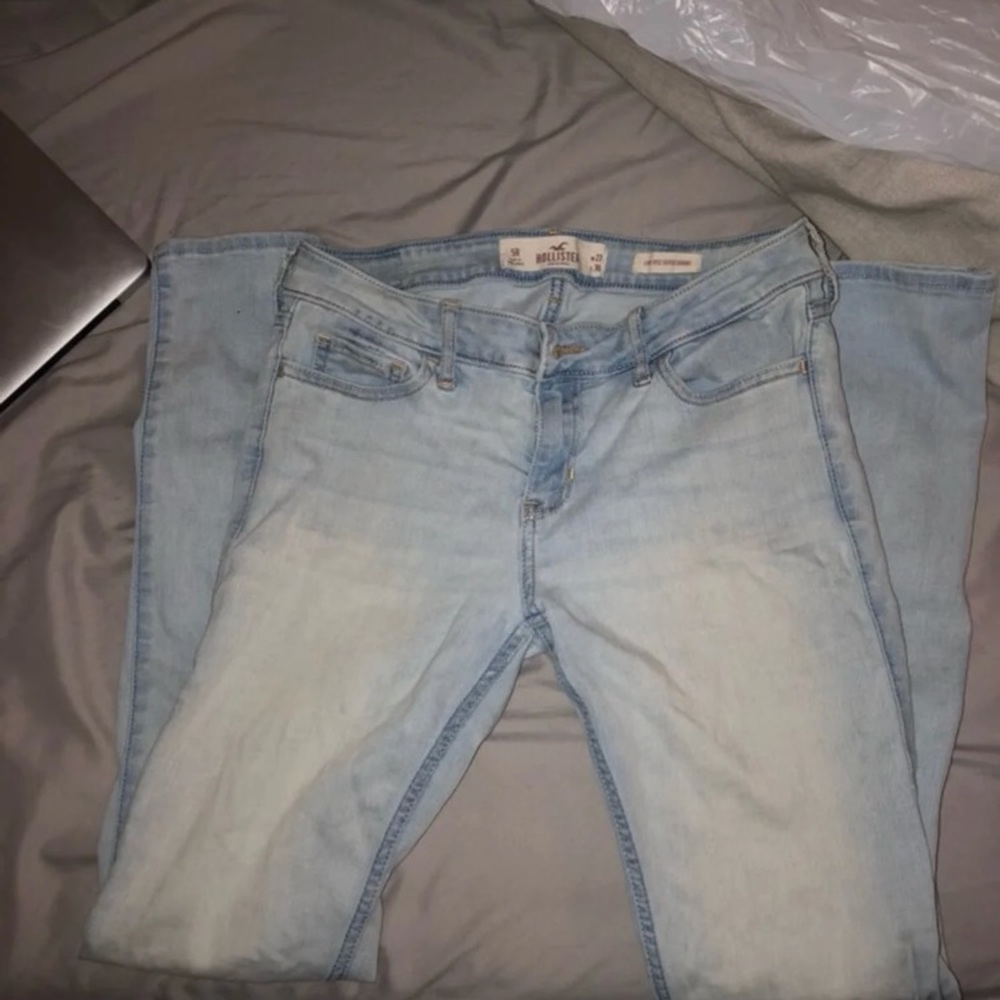 Hollister skinny jeans